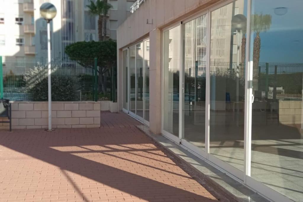 1ª Linea Del Mar 2 Habitaciones 2 Banos, Parking Subterraneo Incluido, Mascotas Ел Кампело Екстериор снимка