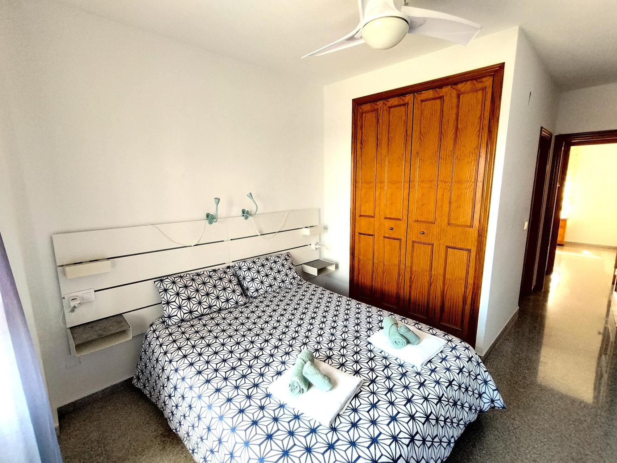 1ª Linea Del Mar 2 Habitaciones 2 Banos, Parking Subterraneo Incluido, Mascotas Ел Кампело Екстериор снимка